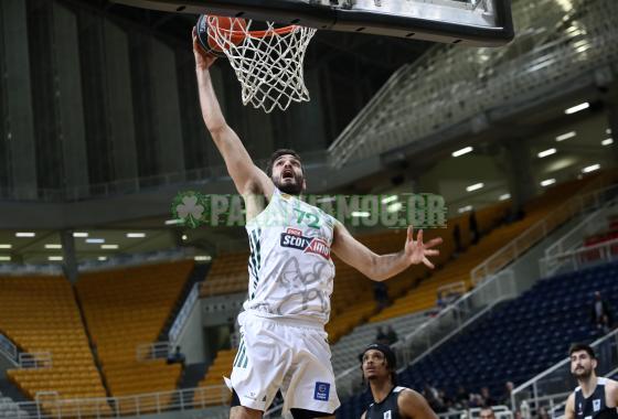 Τραυματισμός (Διάστρεμμα) για τον Μαντζούκα